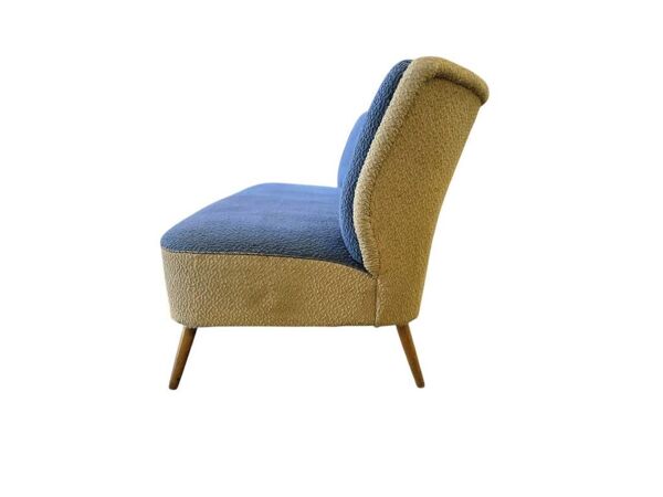 canapé vintage bleu et blanc