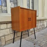 Piece of furniture feet metal compass