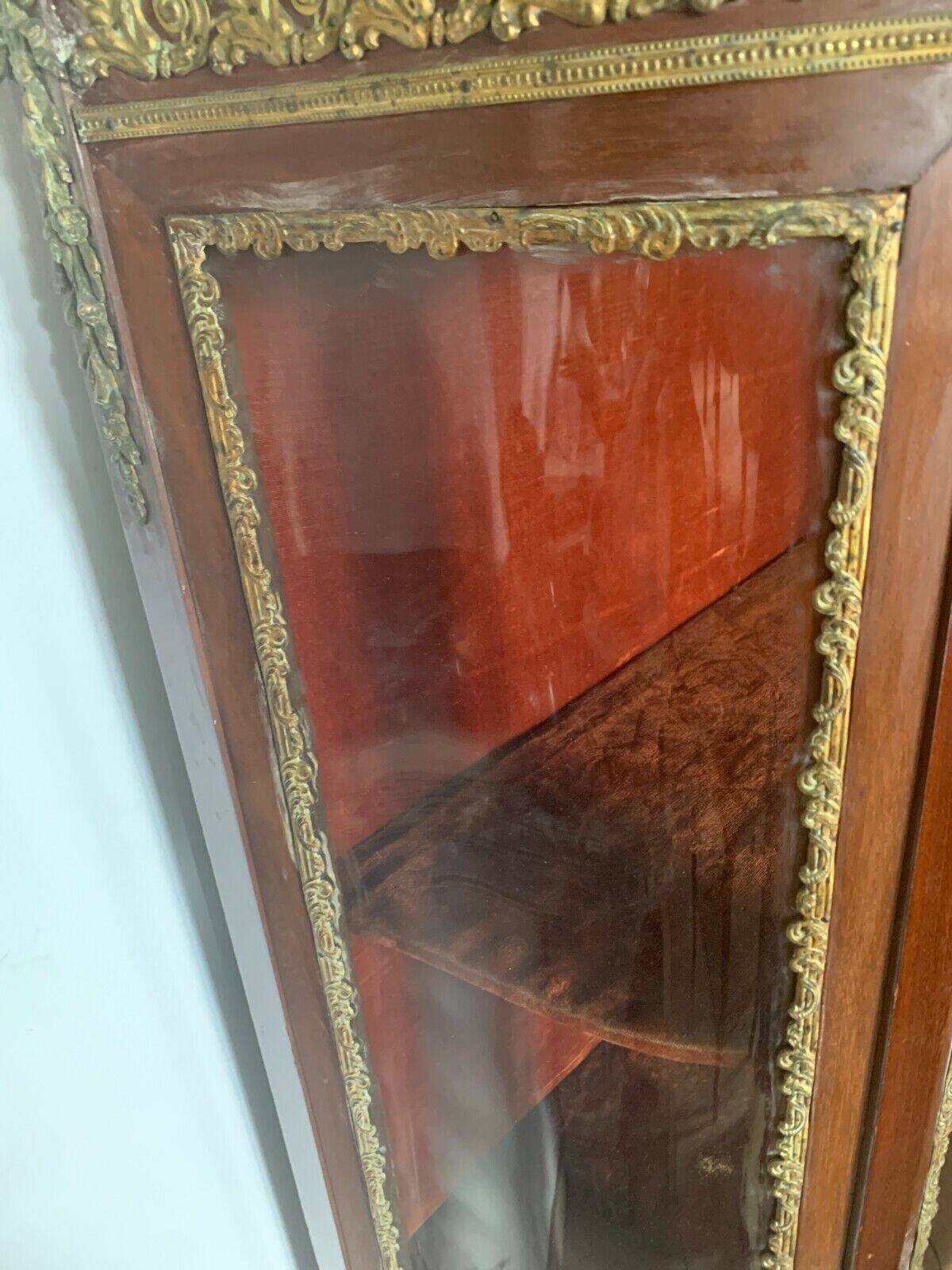 Napoleon III Showcase In Mahogany And Chiseled Bronze 20th Century