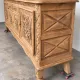 Buffet en bois massif mouluré