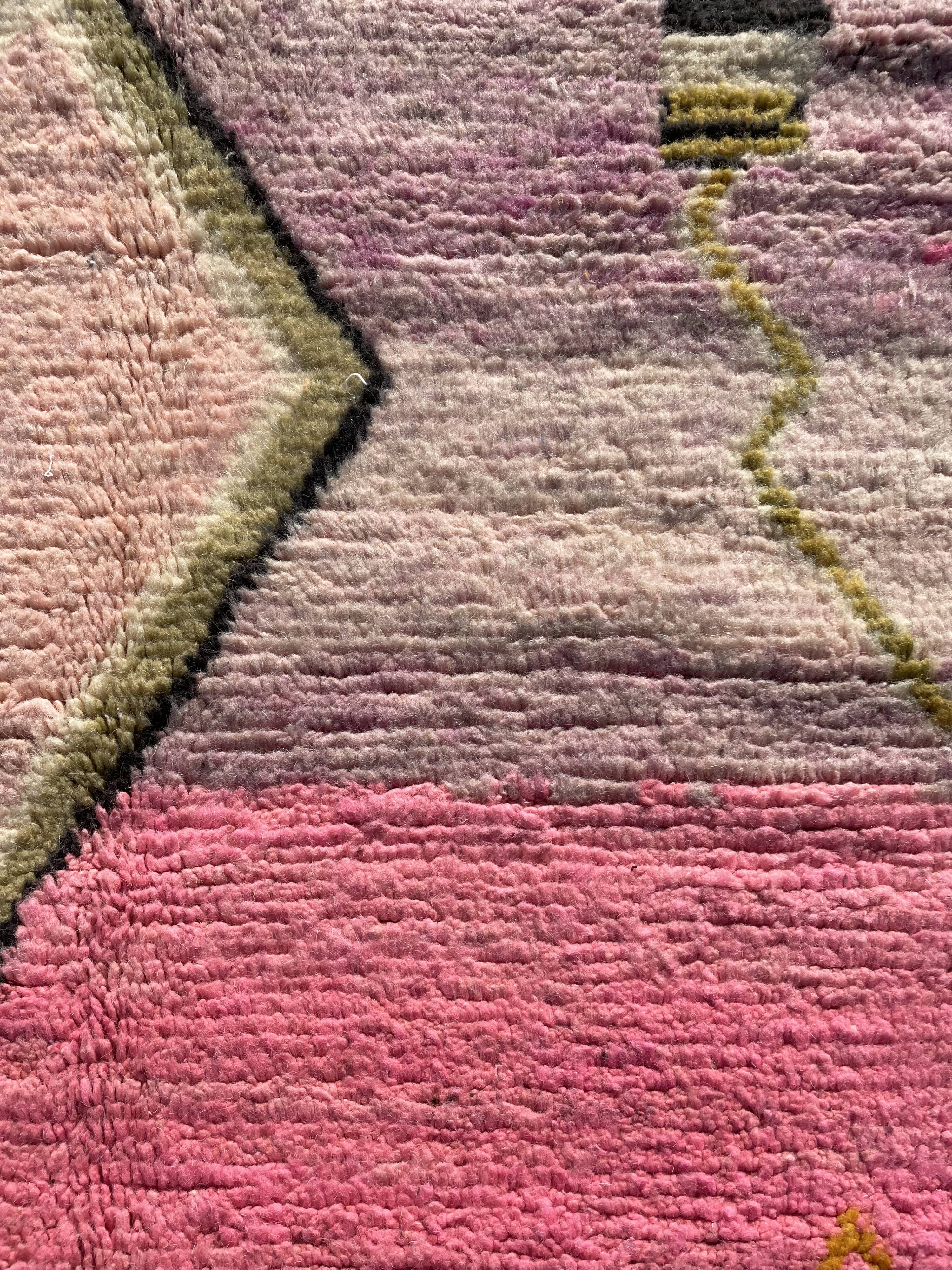 Berbere boujad pink carpet in wool