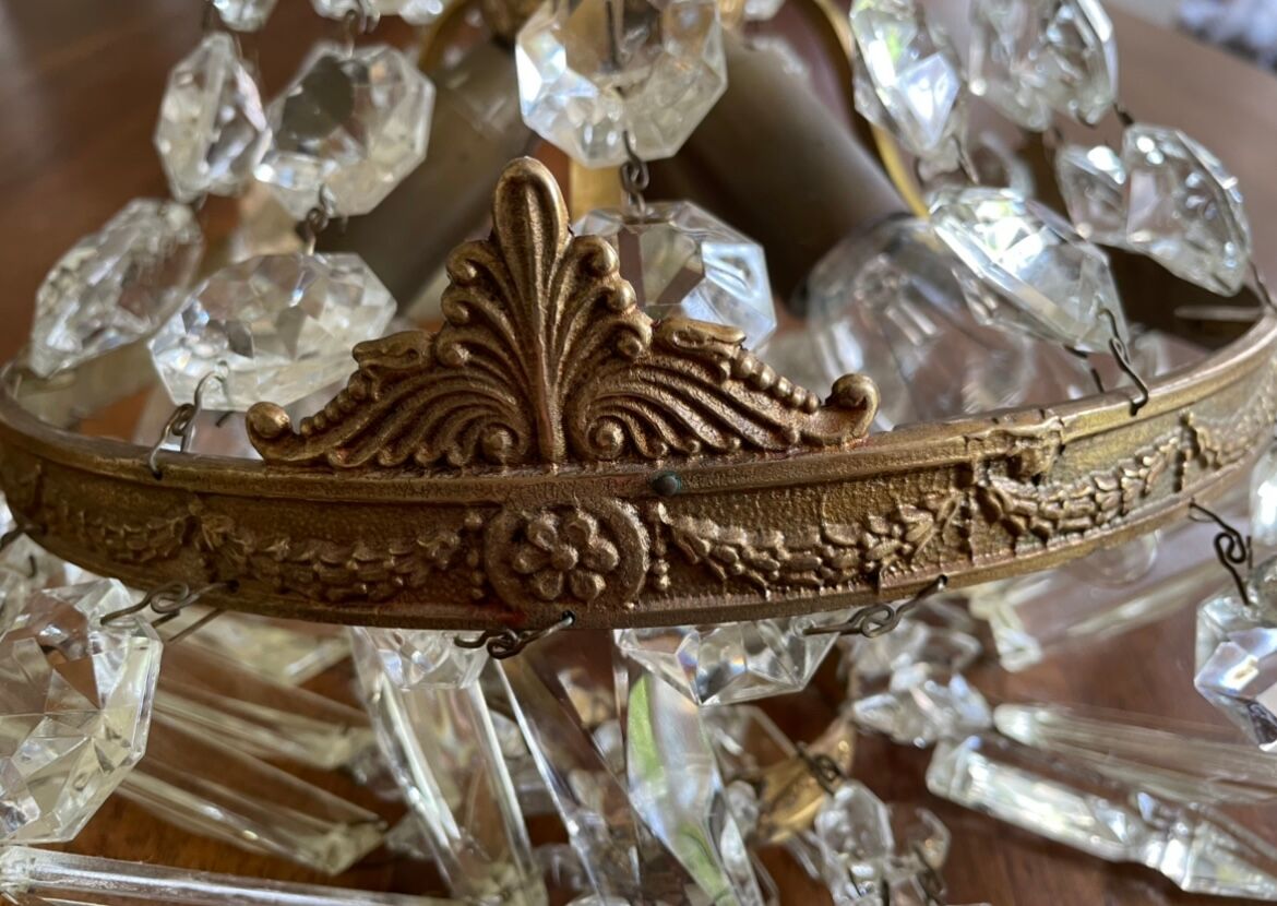 Chandelier pampilles D24