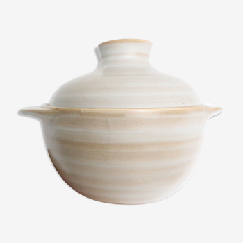 Saladier, or soup pot, ceramic, Niderviller stone pattern
