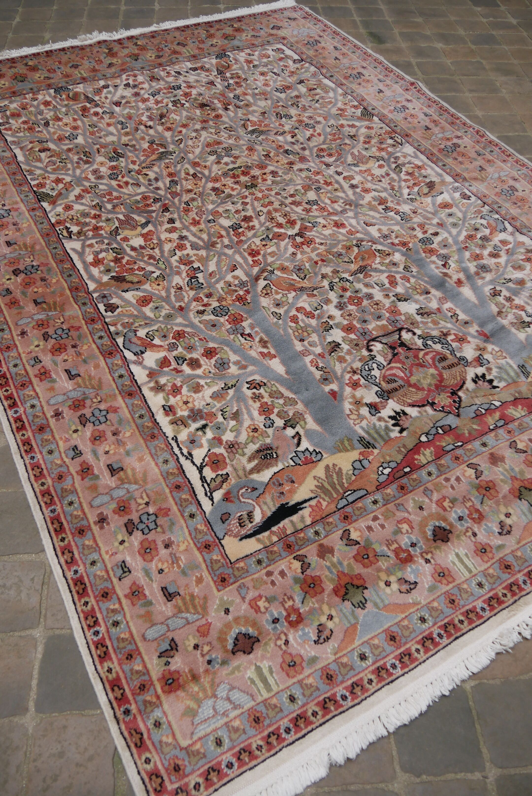 Pakistan Handmade Oriental Carpet 2.72 x 1.88 m