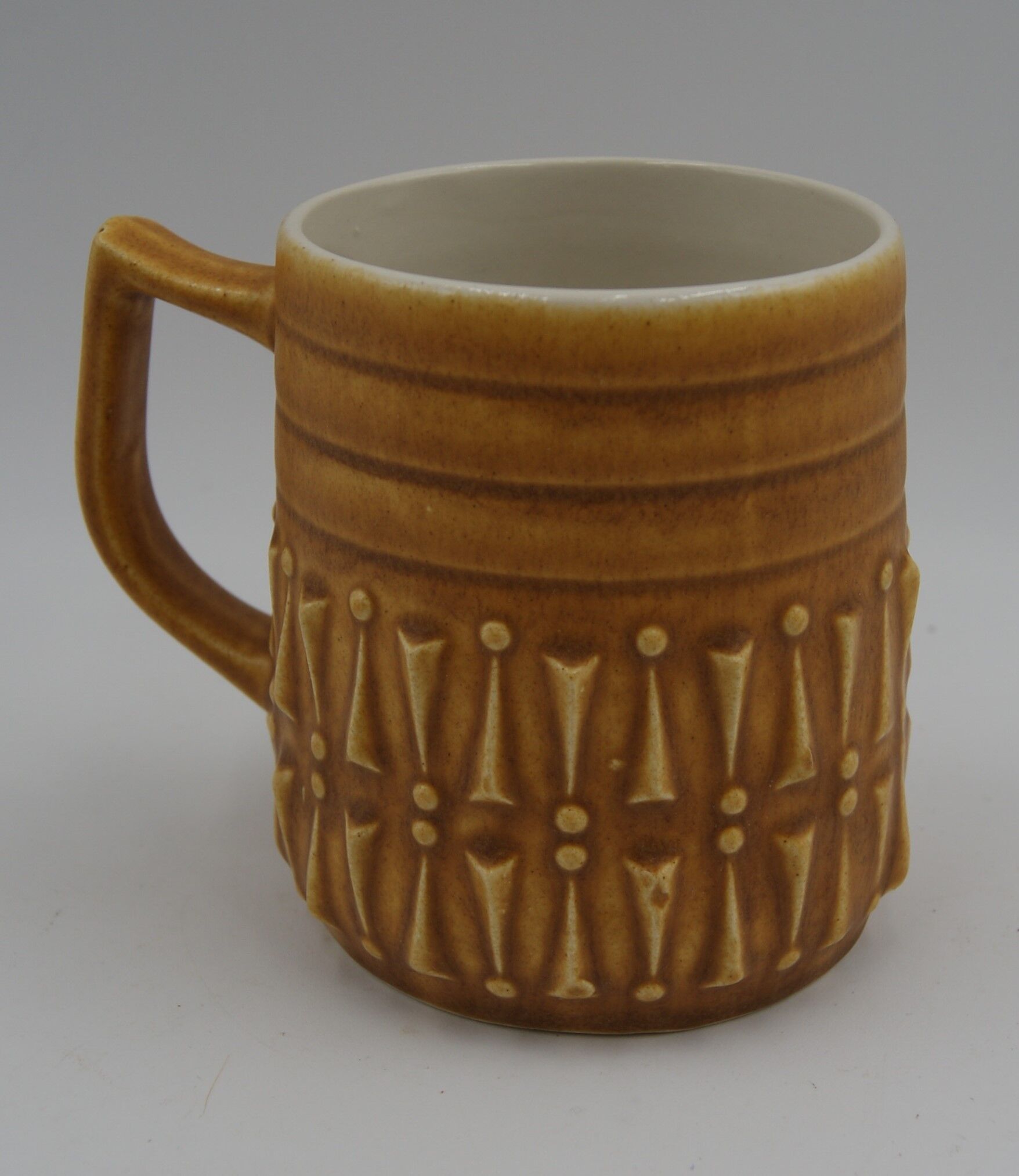 Série 6 mugs céramique BP vintage