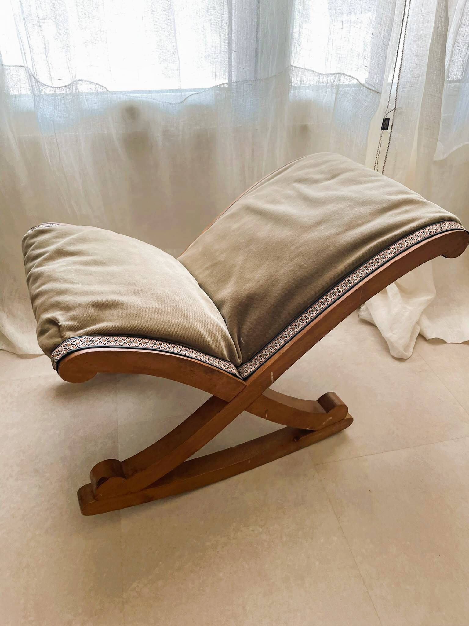 Repose-pied à bascule vintage