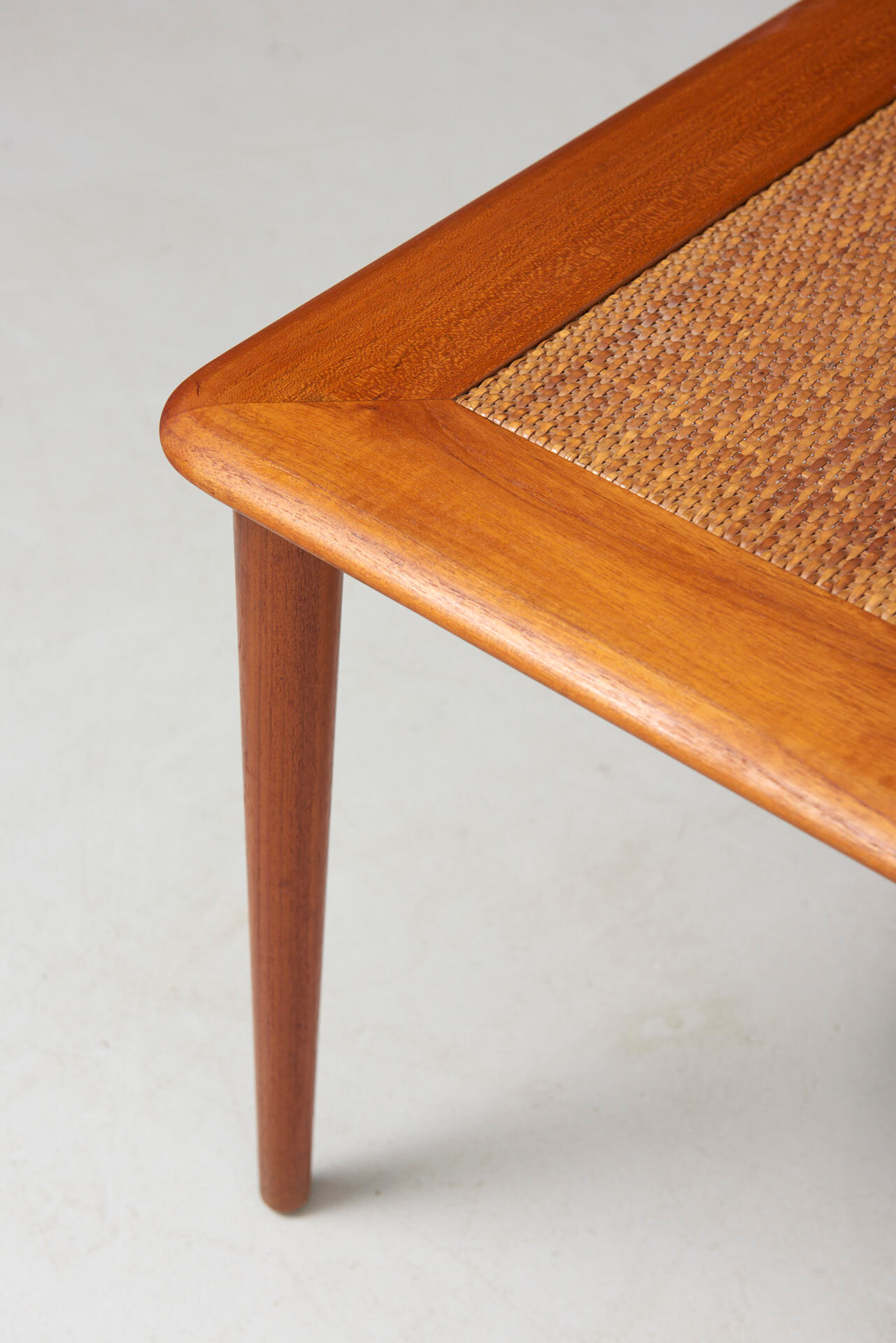 Minerva corner table by  Peter Hvidt & Orla Mølgaard-Nielsen for France & Søn, Denmark 1950’s