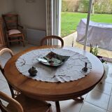 Louis Pjilippe cherry round table with 2 extensions