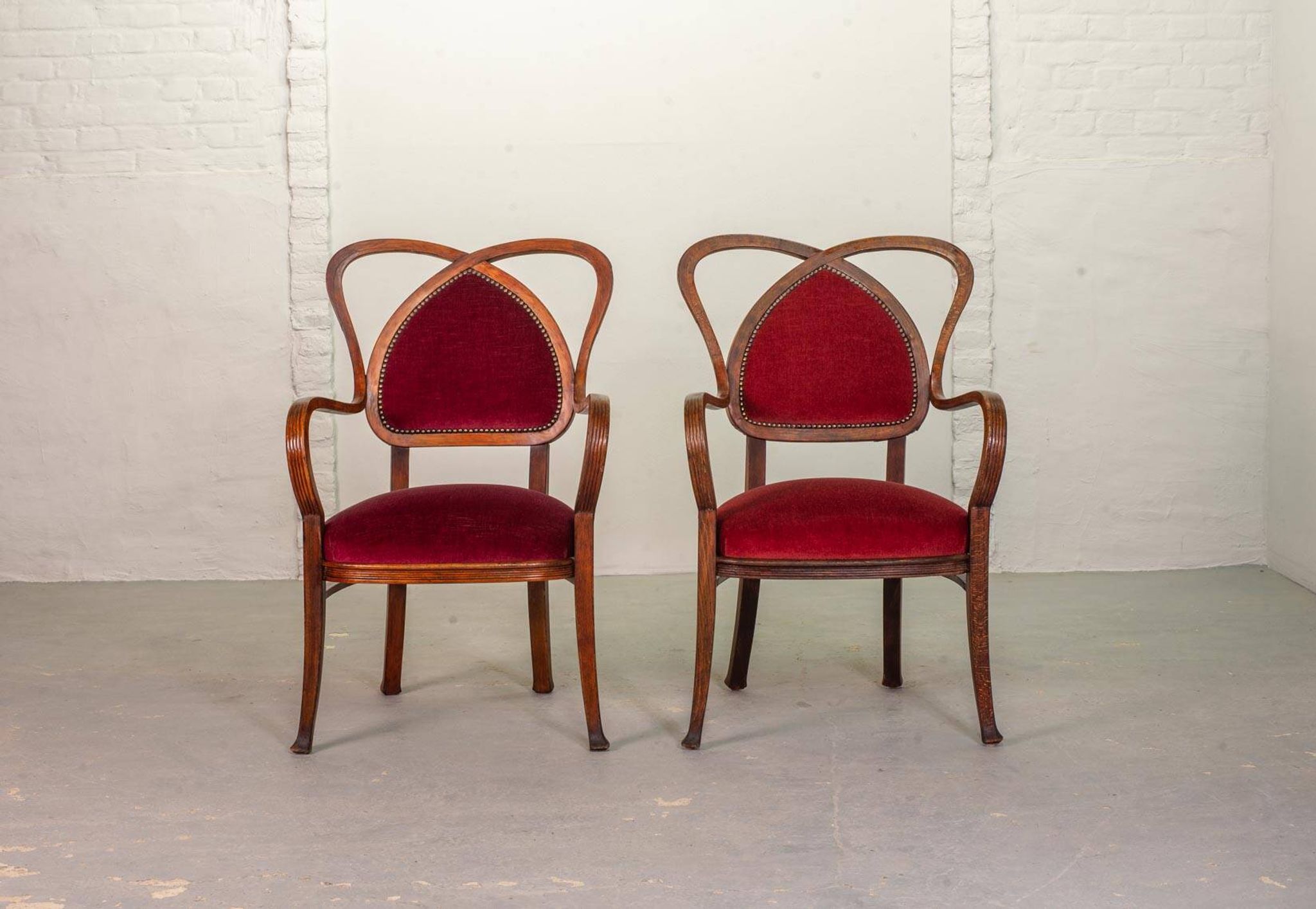 Red Velvet Heartshaped Wooden Vintage Design Side Chairs. Set of 2. 1950s