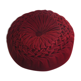 Round cushion in pleated velvet red vintage