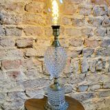 Diamond tip table lamp