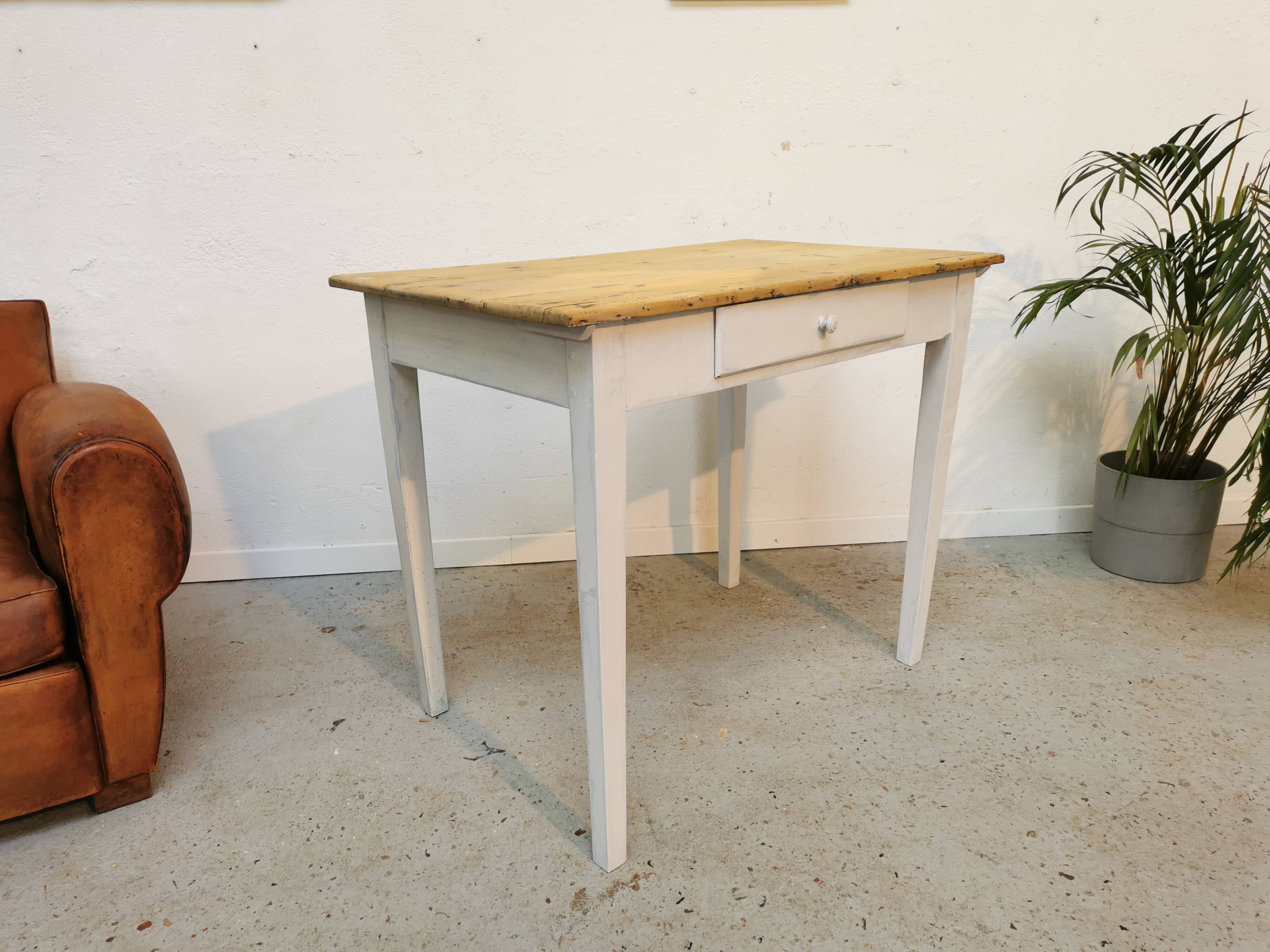 Table de ferme vintage