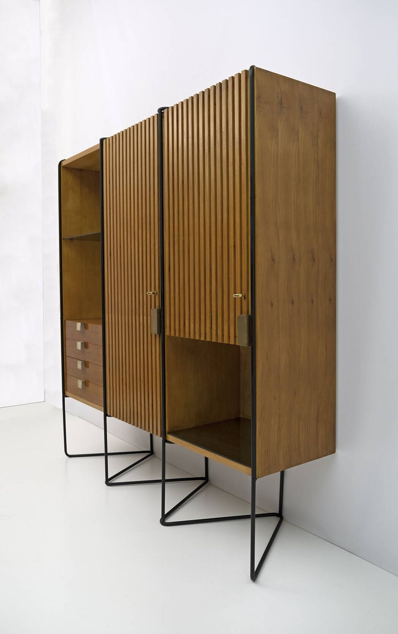 Taichiro Nakai Teak Wall Cabinet by Consorzio La Permanente Mobili, 1950s