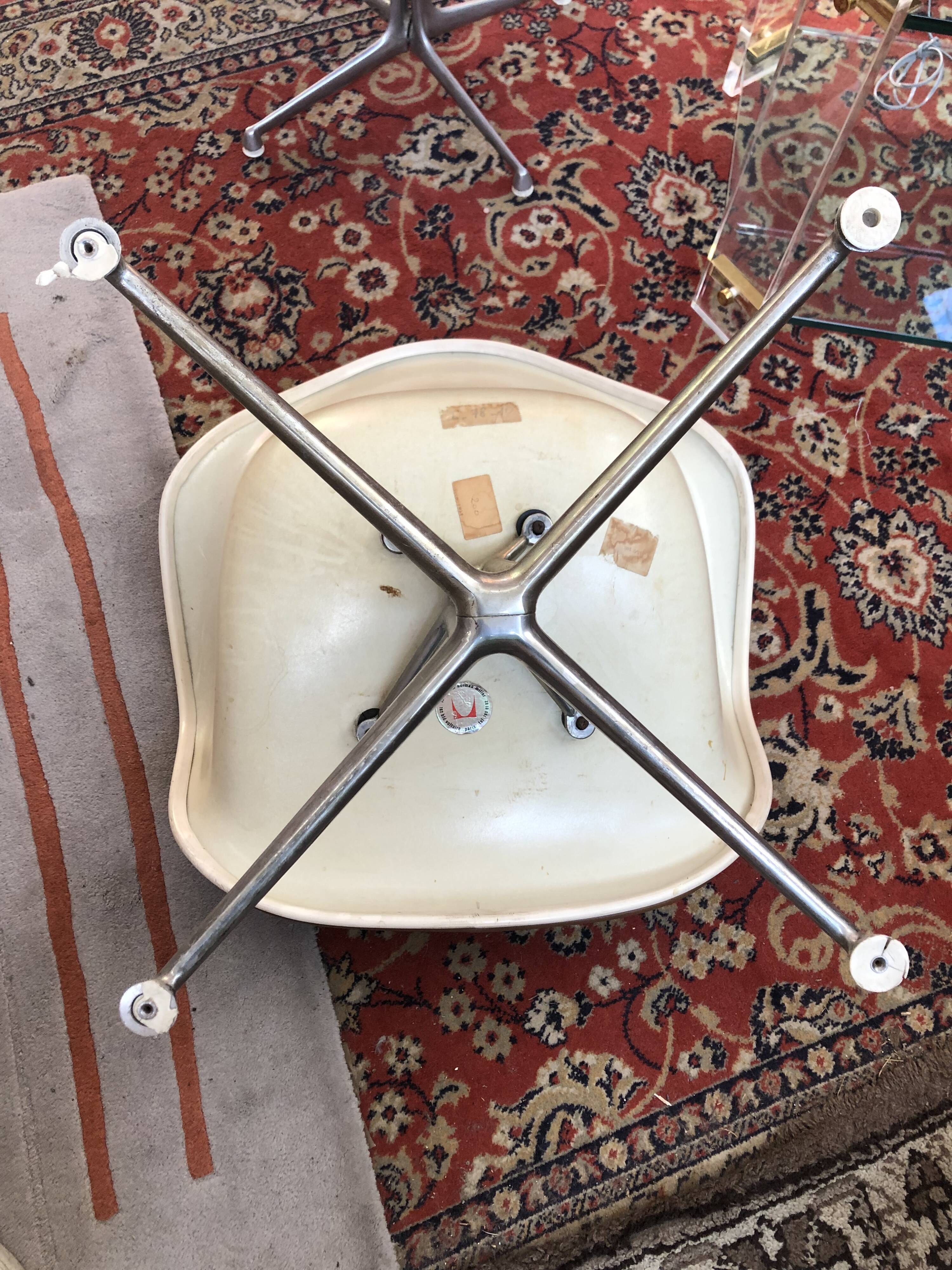 Pair of armchairs La Fonda design Charles Eames