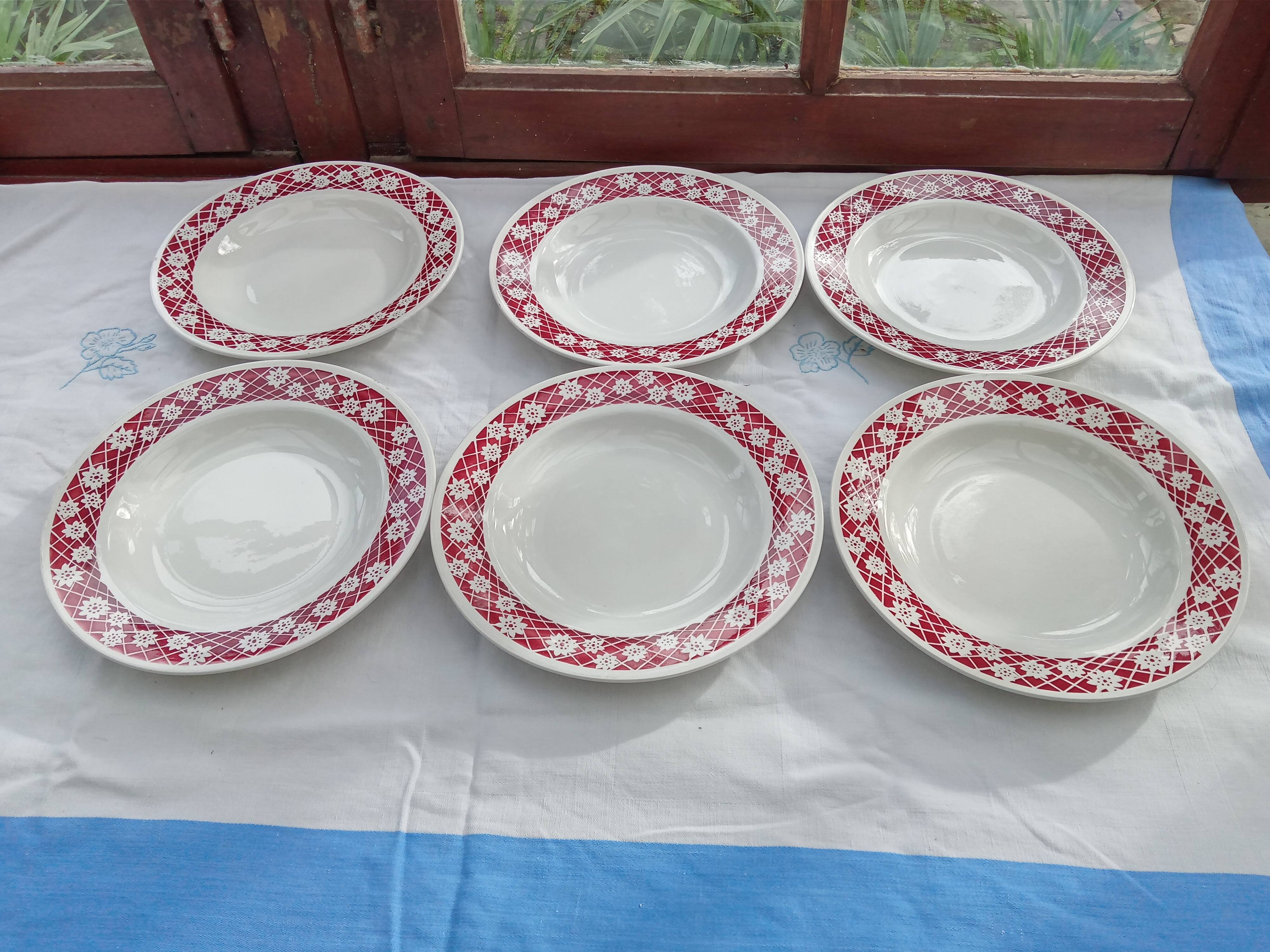 6 Amandinoise soup plates