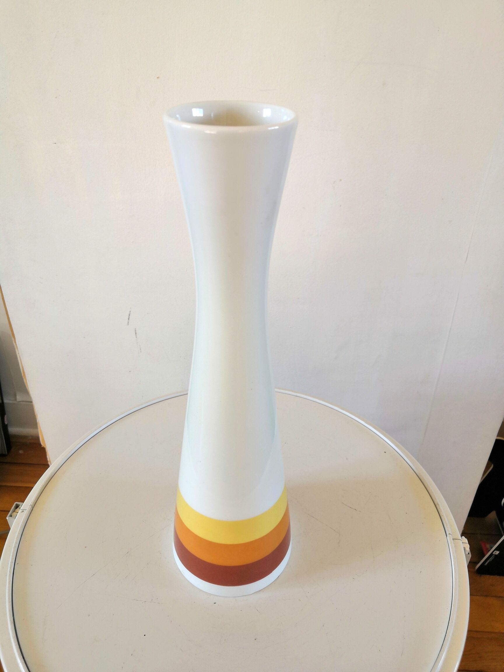 Porcelain vase design kaiser 70s