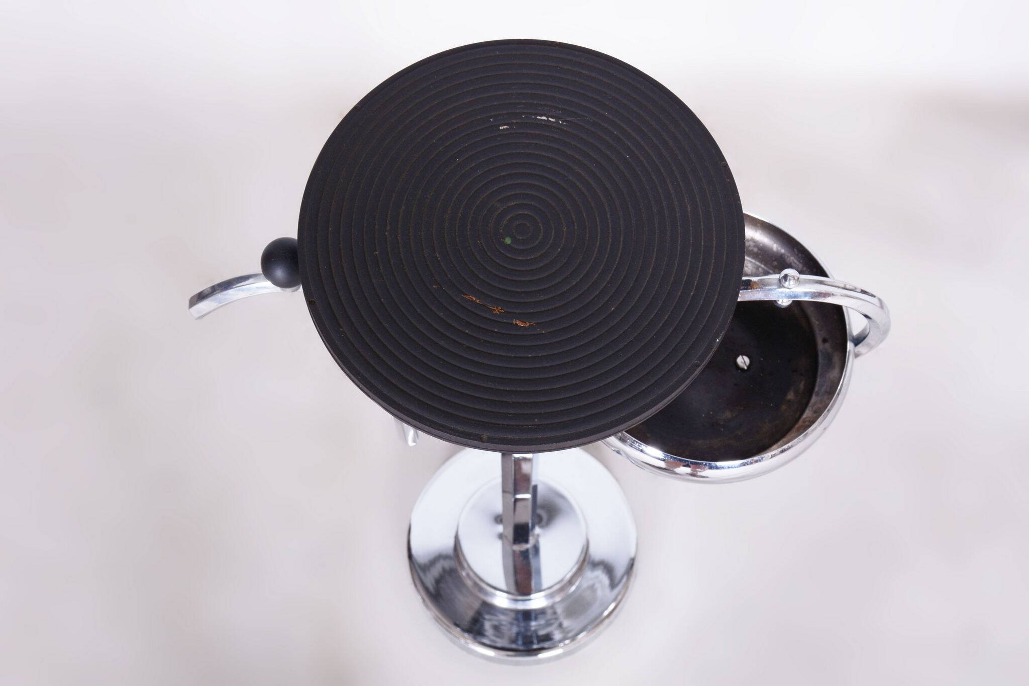 Restored Bauhaus Small Table, Unusual Design, Chrome, Bakelit, Germany, 1930s