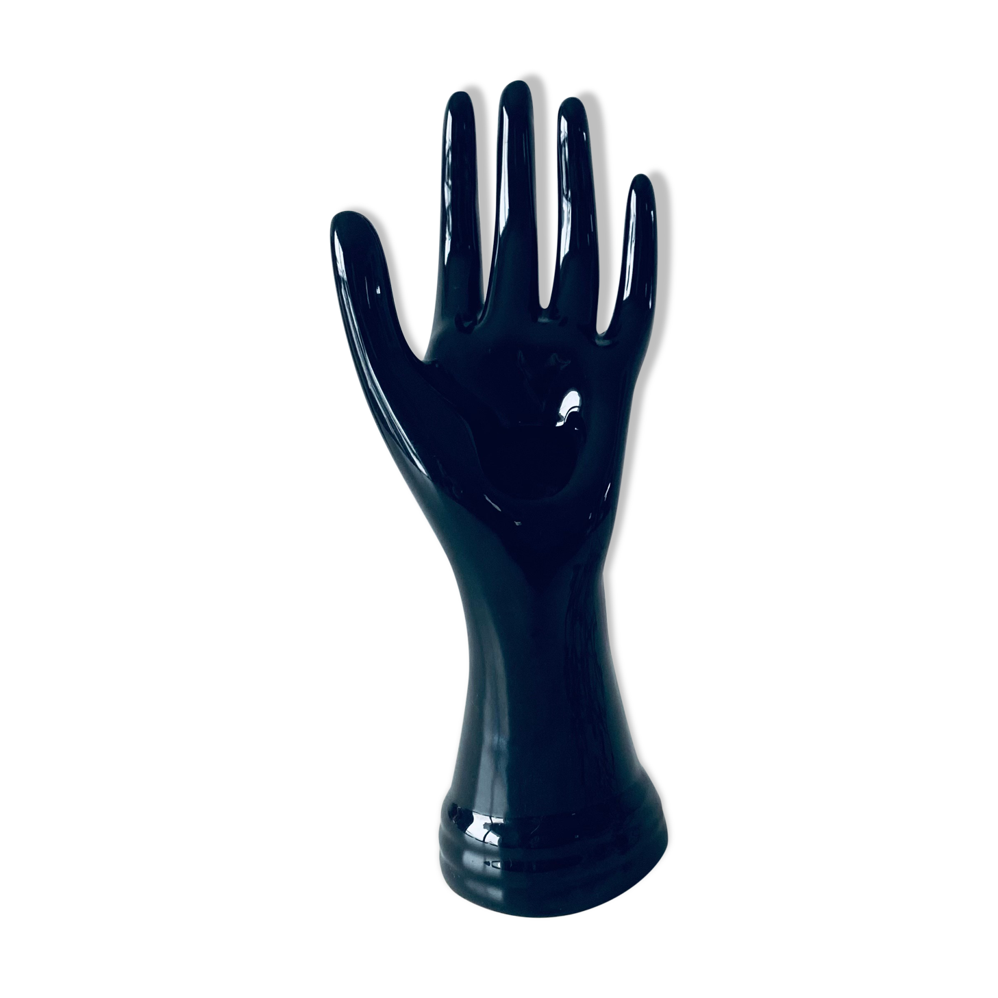 Ceramic vase and jewelry holder