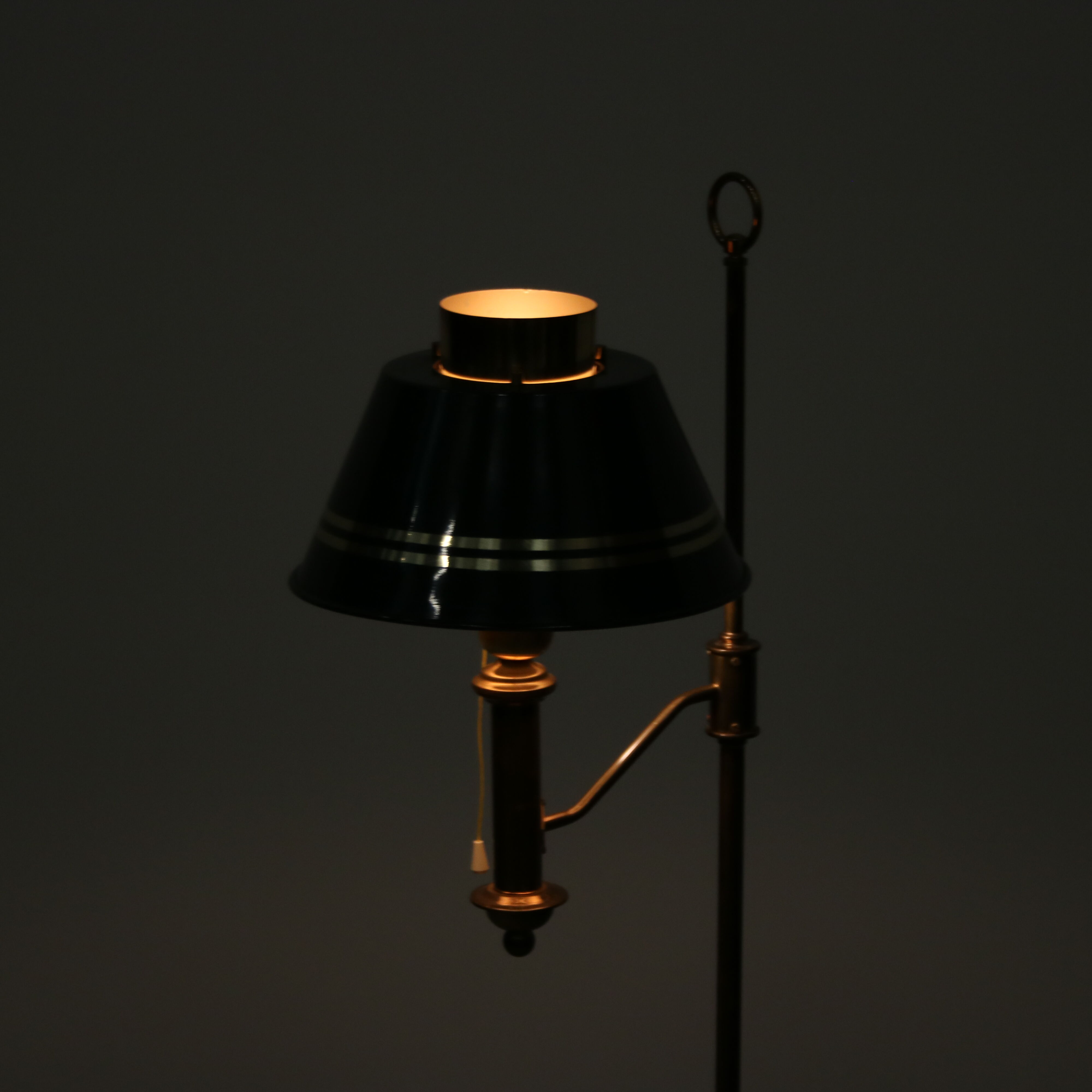 Lampadaire en laiton des années 1950 par Oia, Suède