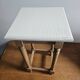 Tabouret ancien en bois brut et blanc cassé