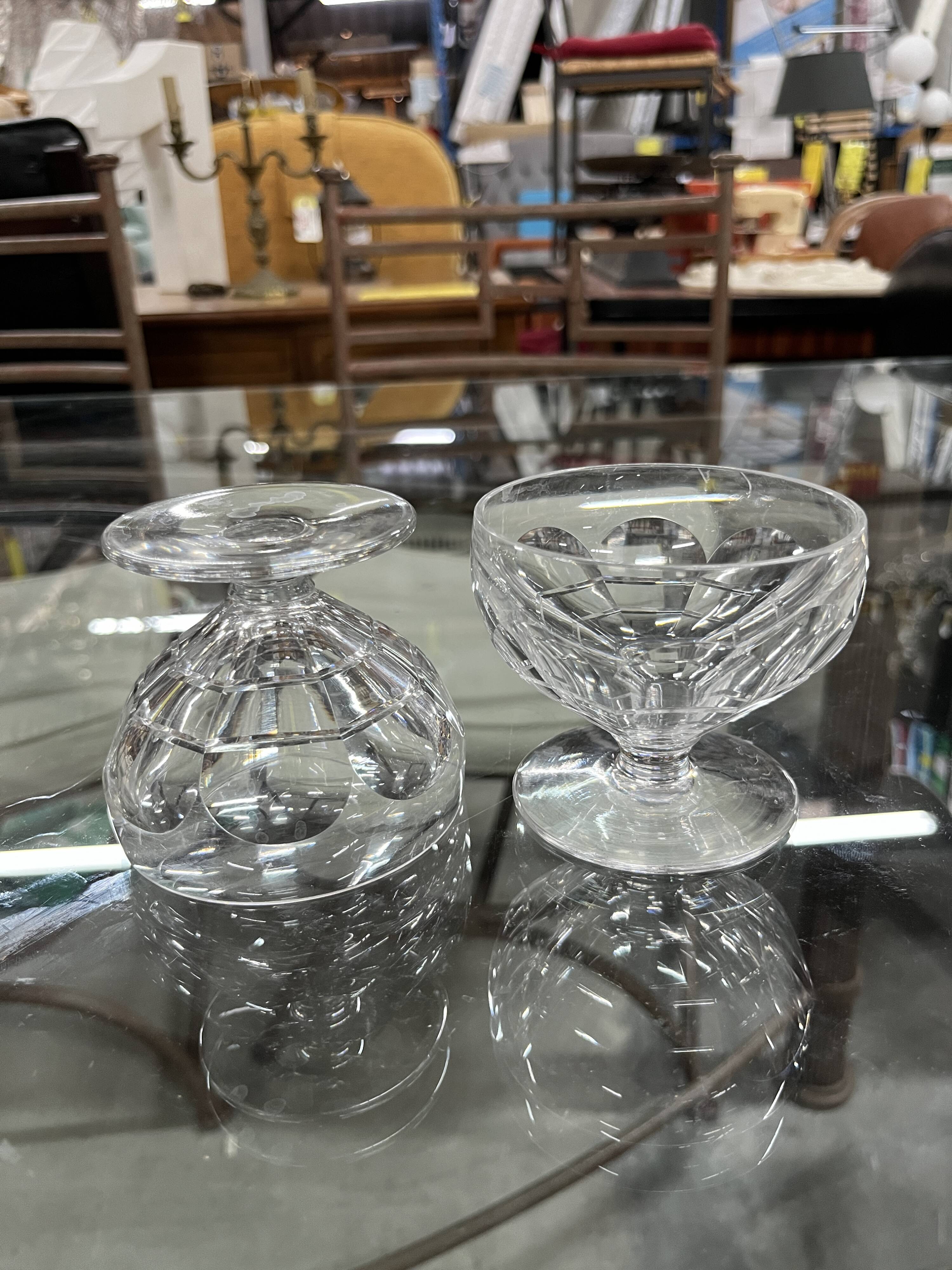 Set of 08 Saint-Louis champagne glasses