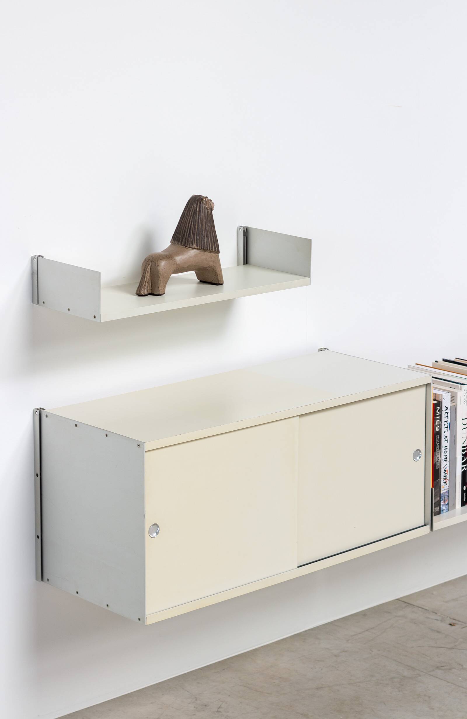 Dieter Rams pour Vitsoe  dressoir mural 1960