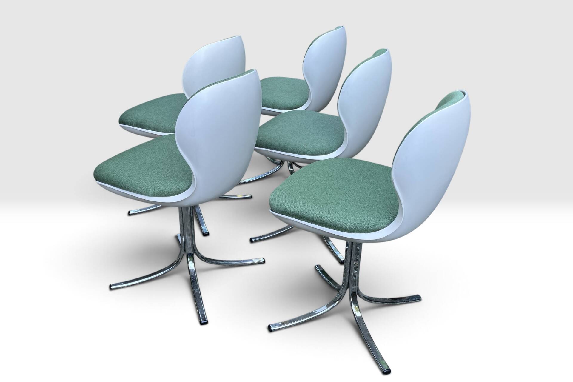 5 chaises Space Age Stoll Giroflex 7054