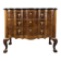 Commode de style Louis XV en placage de loupe de noyer, XXe siècle