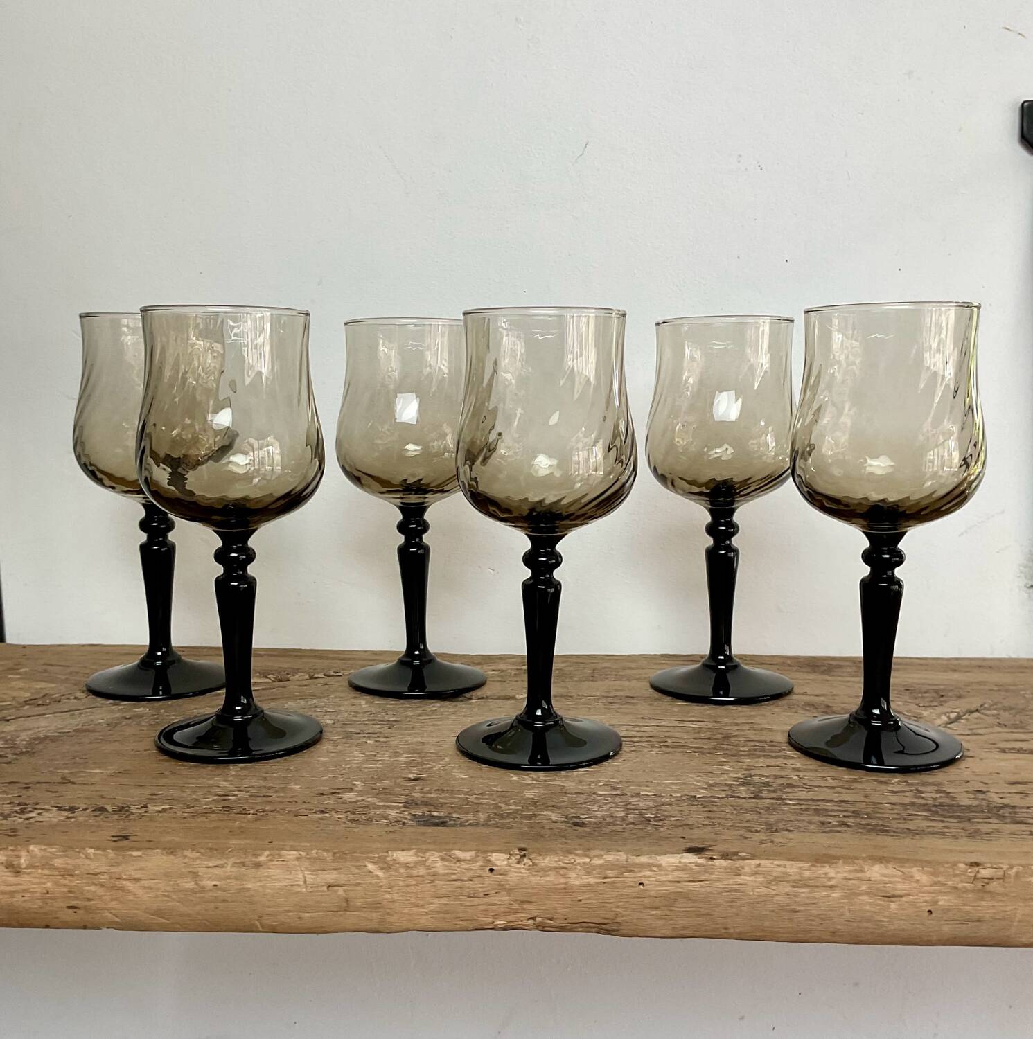6 small luminarc smoked stemmed glasses