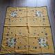Petite nappe à thé ancienne brodée