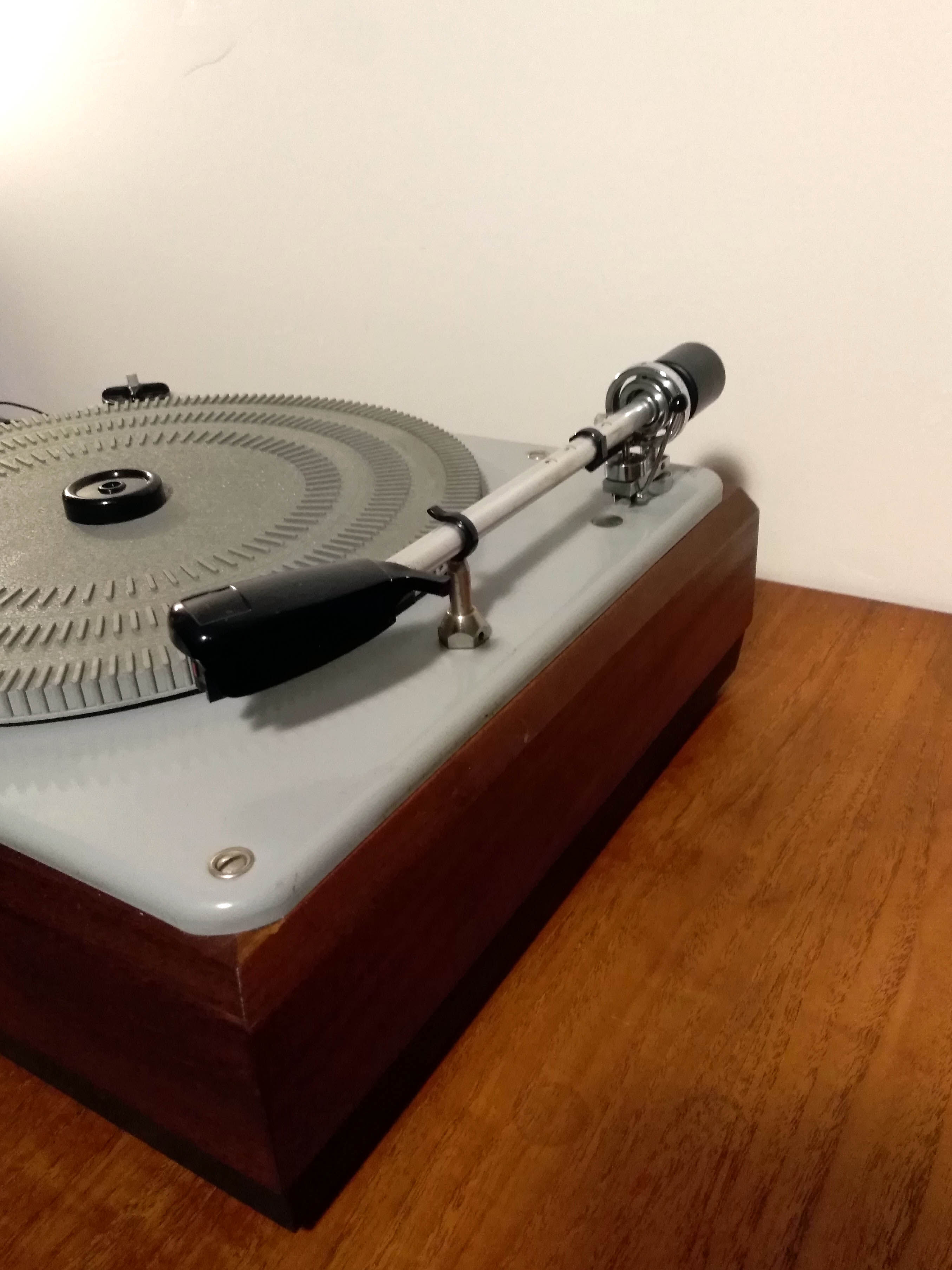 Turntable Bang & Olufsen 42 V 1963