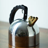 Melodic alessi kettle by Richard Sapper