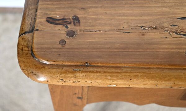 Table, bureau en noyer et merisier style Louis XV, début XIXème