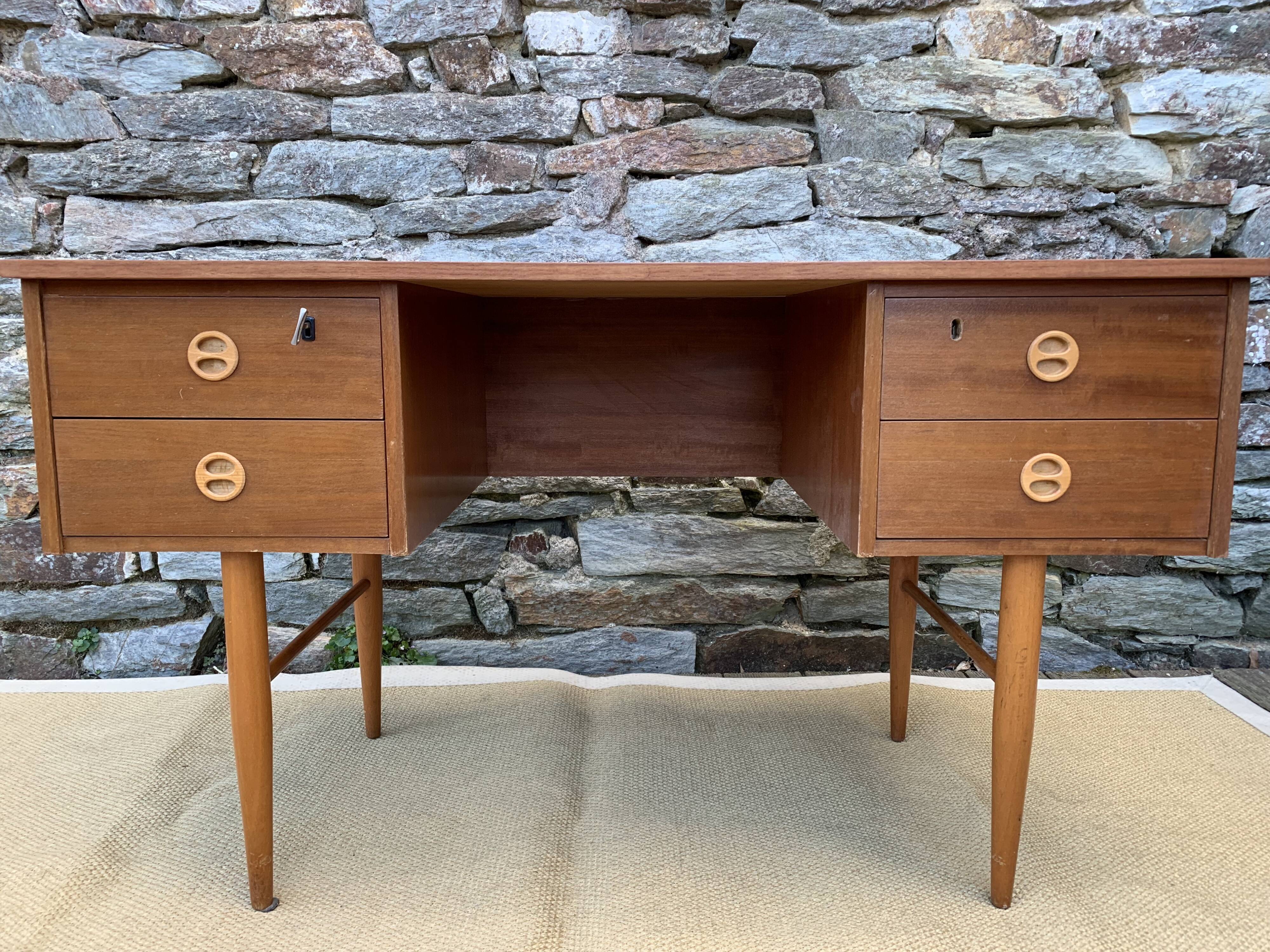 Vintage wooden desk 60's