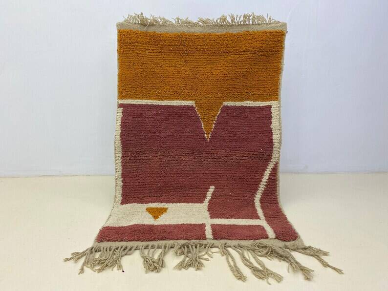 Moroccan handcrafted rug 250cm x 150cm