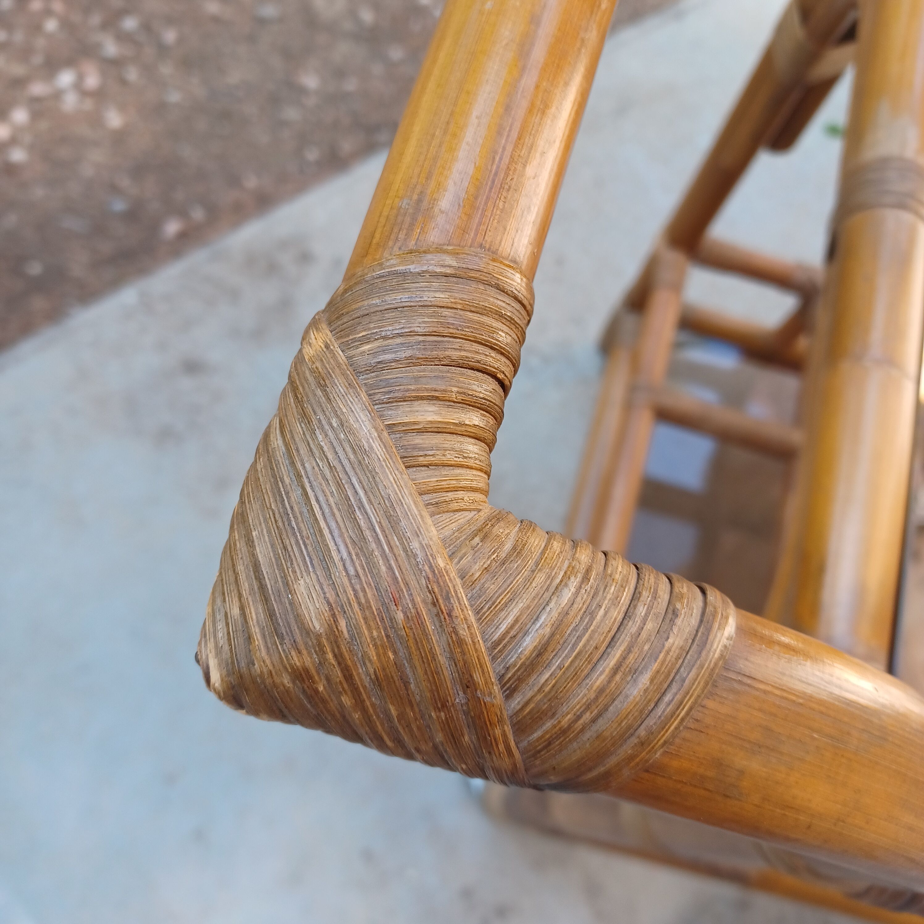 Vintage rattan rolling bar table