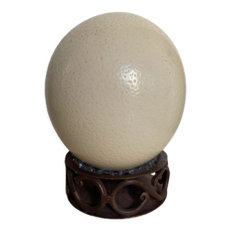 Ostrich egg from South Africa, base