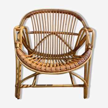 Rattan basket chair