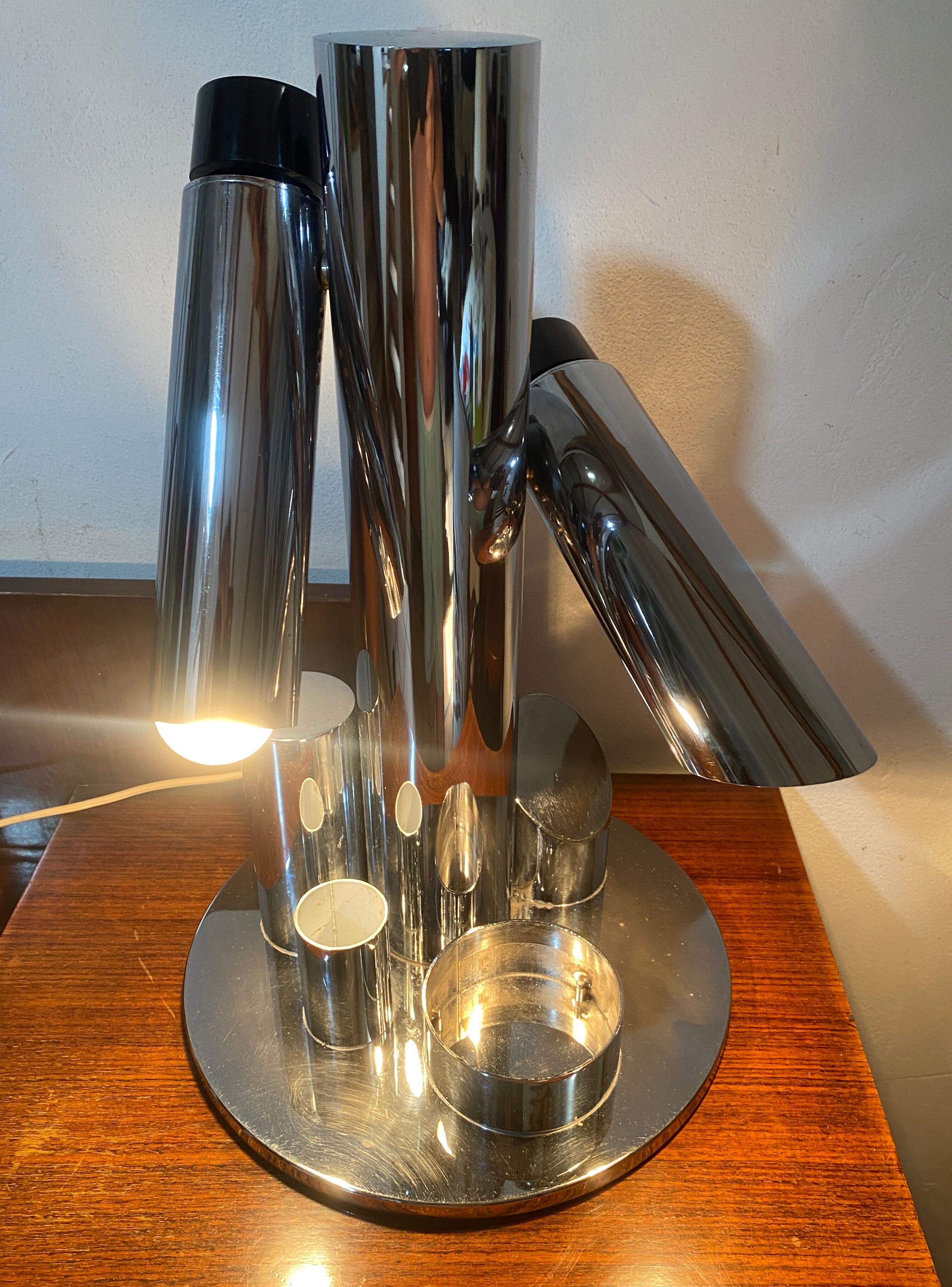 lamp fase model babylonia circa 70