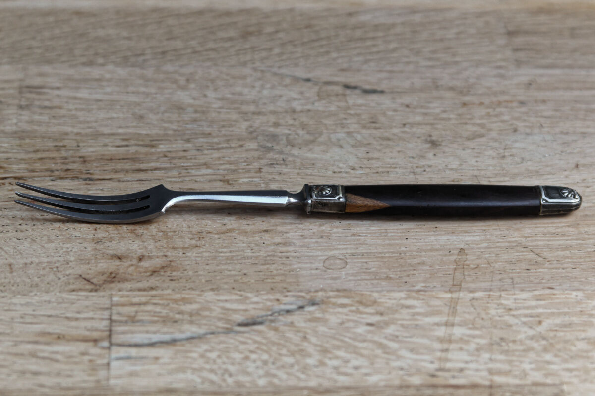 Ebene dessert knives and forks service