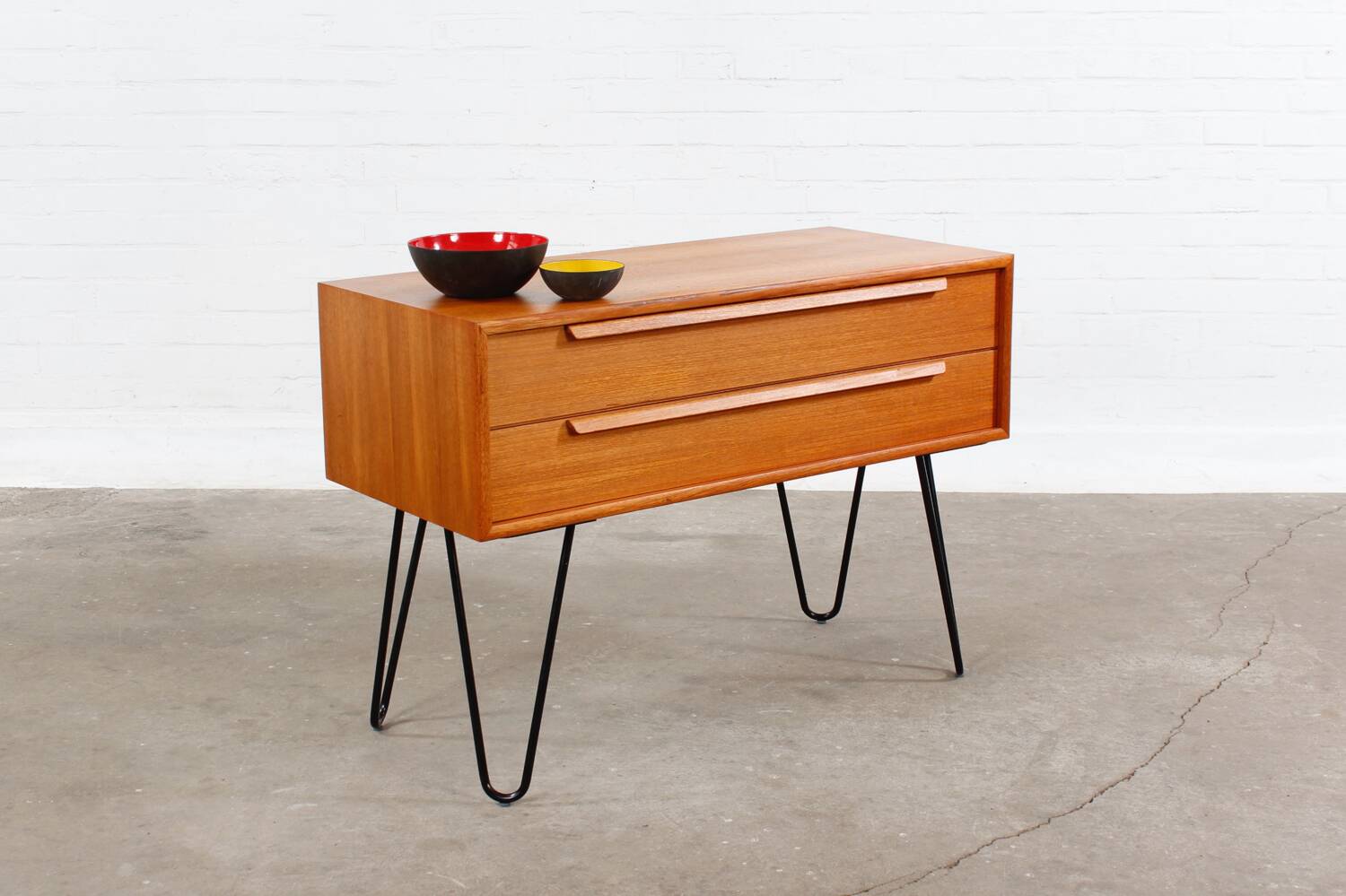 Commode en teck vintage Buffet mcm hairpins années 60 années 70