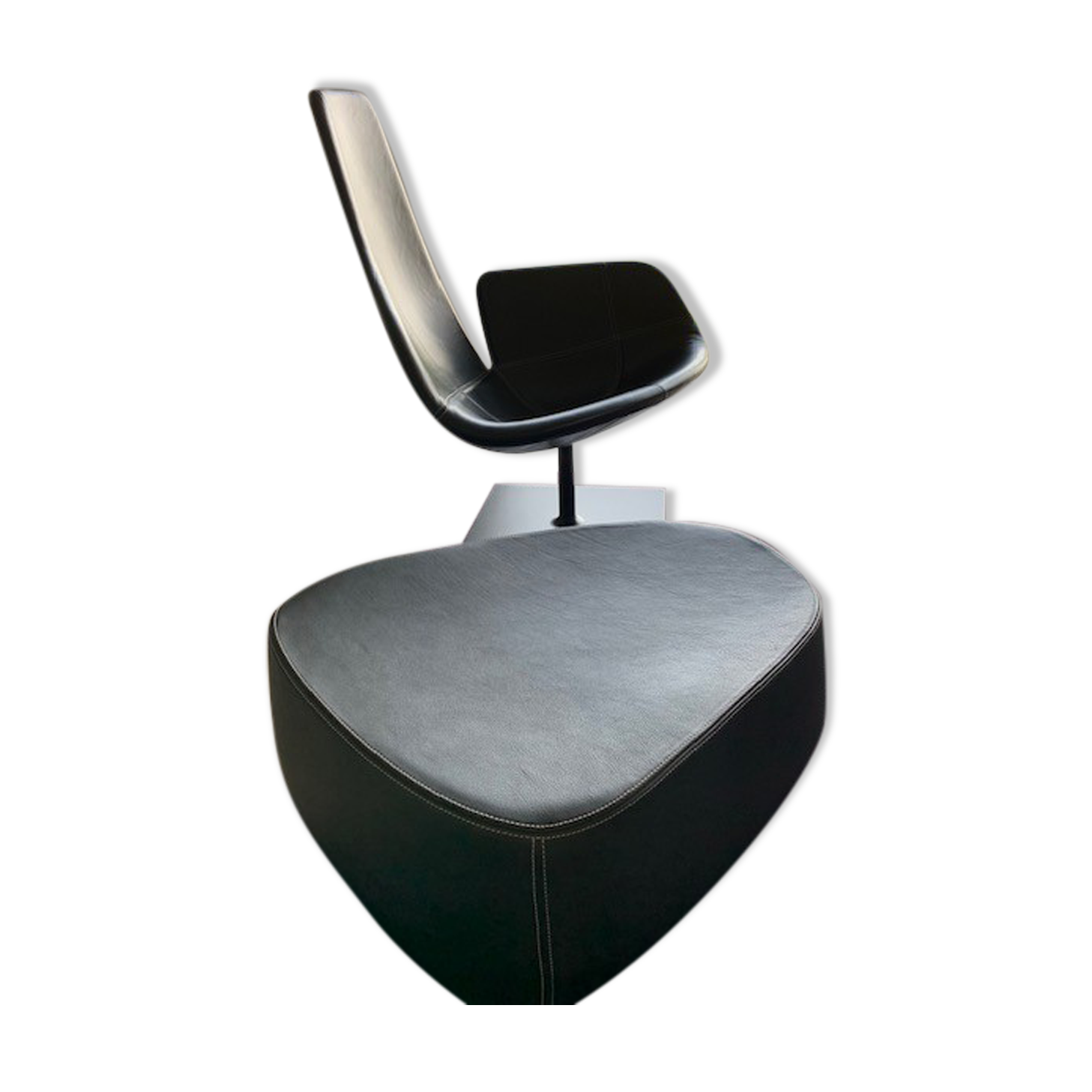 Moroso Fjord armchair with its pouf, design Patricia Urquiola 2002, steel and smooth black leather