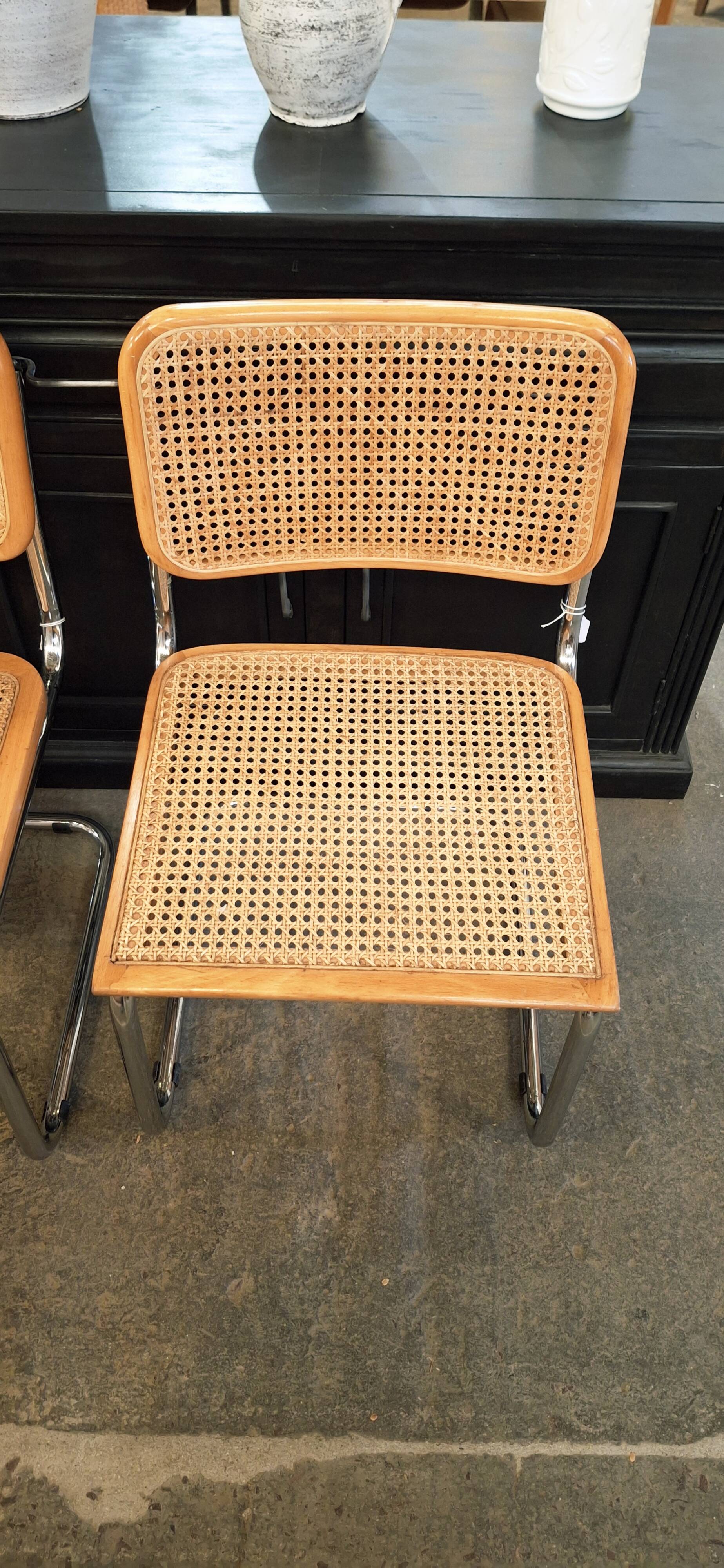 Chaises Marcel Breuer Cesca B 32
