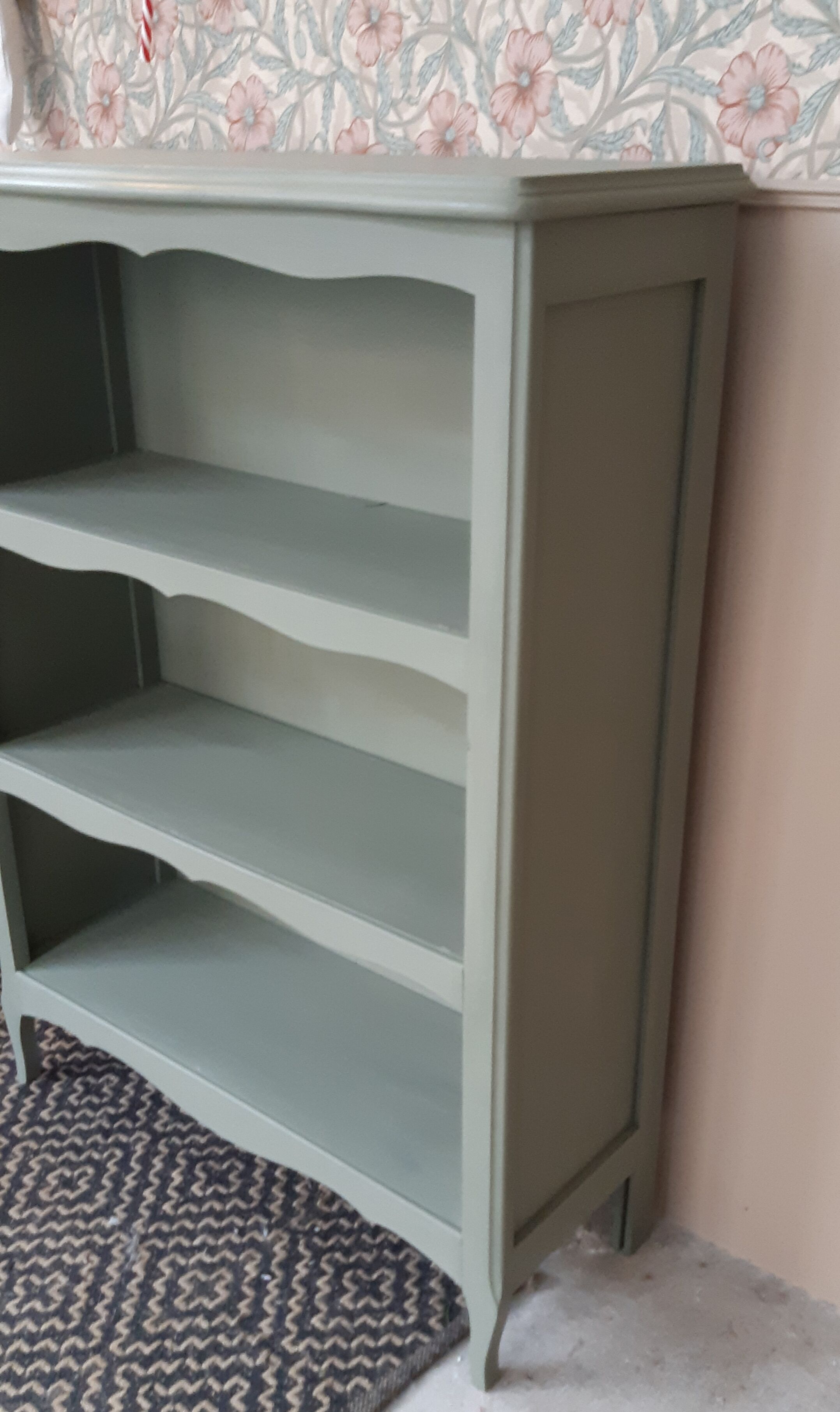 Bibus, eucalyptus green library