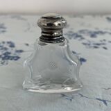 Flacon à parfum, sel, argent, verre gravé, 1908, poinçons argent anglais