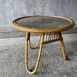 Round coffee table in rattan and glass tray