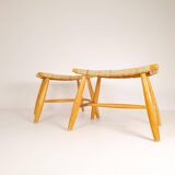 Pair of Swedish stools from the 1960s in lacquered birch, mid-century style.