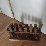 12 fourchettes à escargot avec présentoir en bois