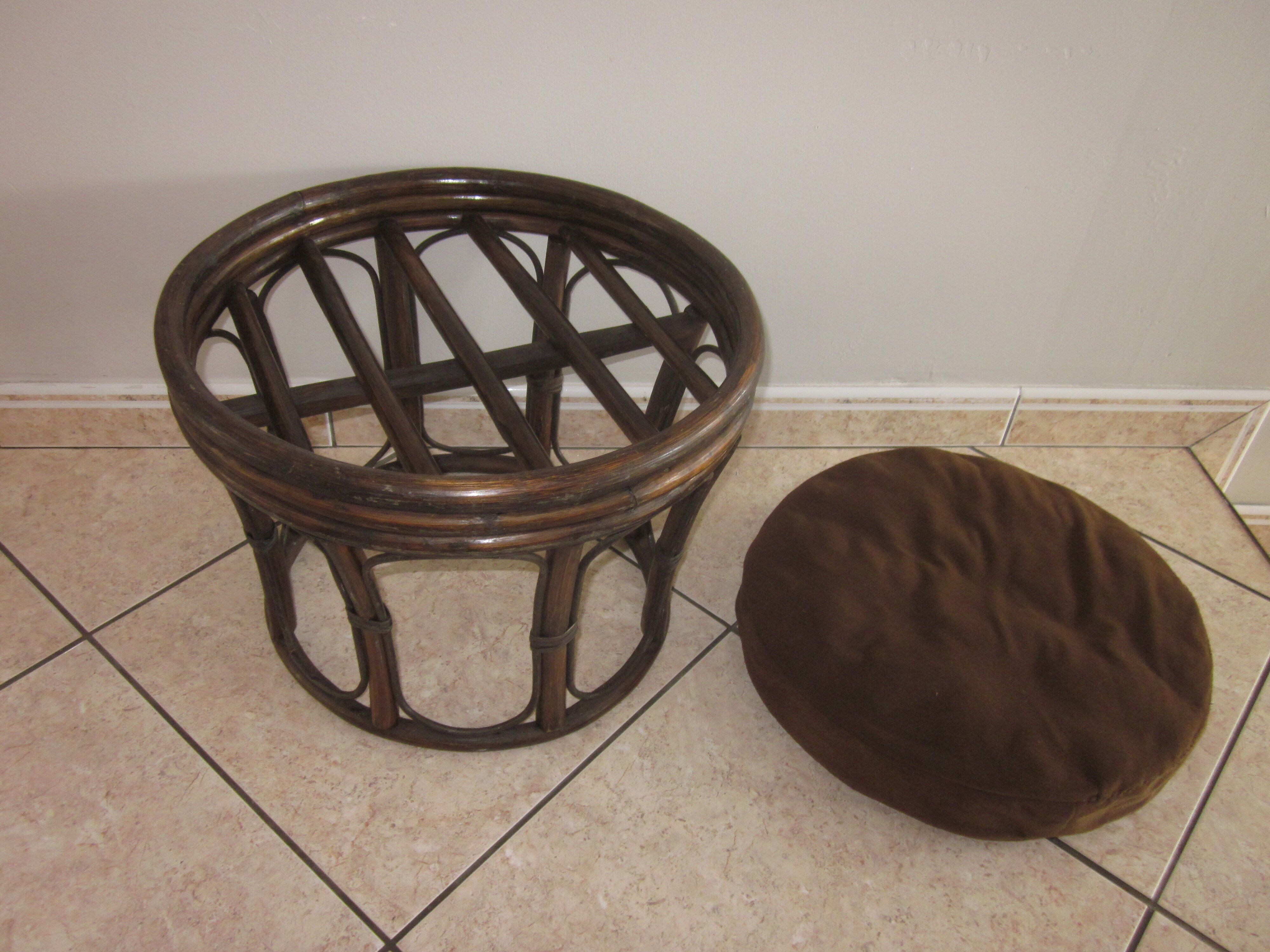 Pouf en rotin