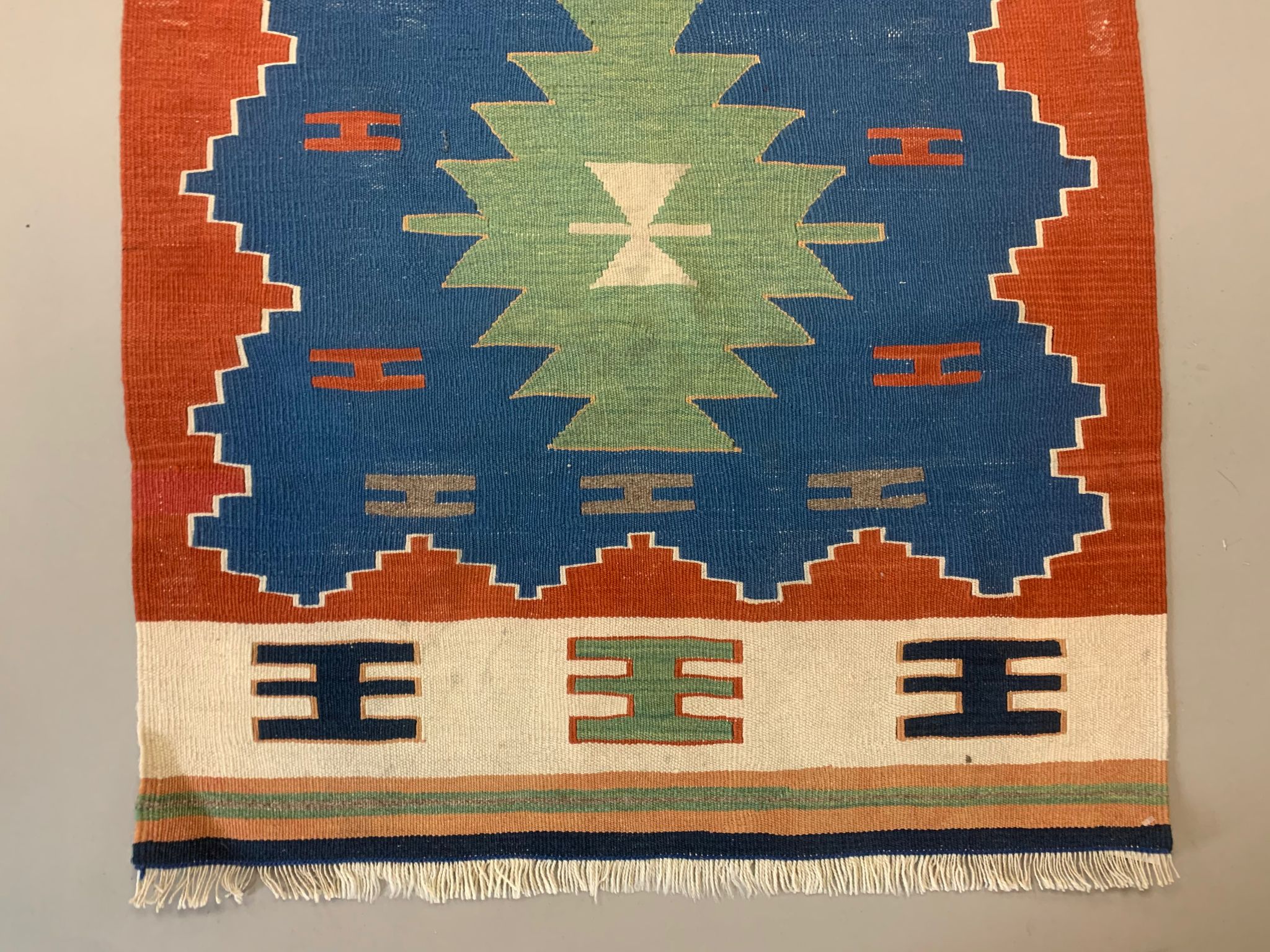 Old Turkish narrow Kilim Runner 327x85 cm, shabby chic, vintage decor kelim rug